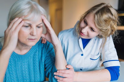 5 Tips to Help Adjust Into Nursing Home Life