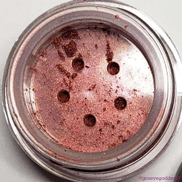 Psyche Minerals Under The Umbrella Loose Eyeshadow