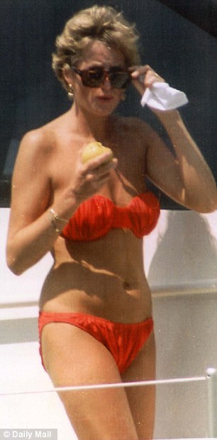 pippa middleton bikini. pippa middleton bikini. kate