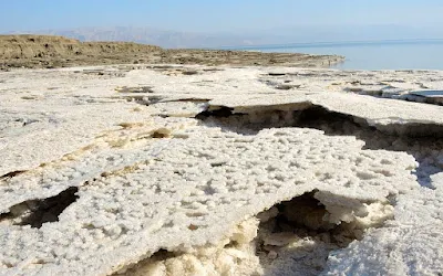 Large globs of tar have washed up on much of Israel's Mediterranean coastline