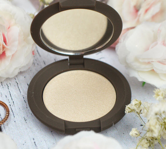 Trying Out Becca Highlighter & Setting Powder, Lovelaughslipstick Blog