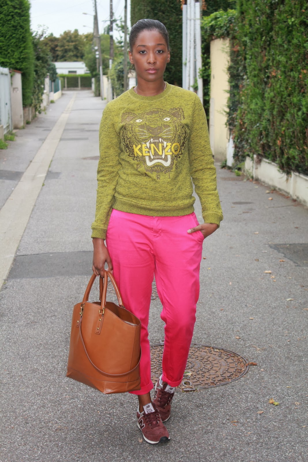 M'bem di fora: Un look Kaki et Fushia