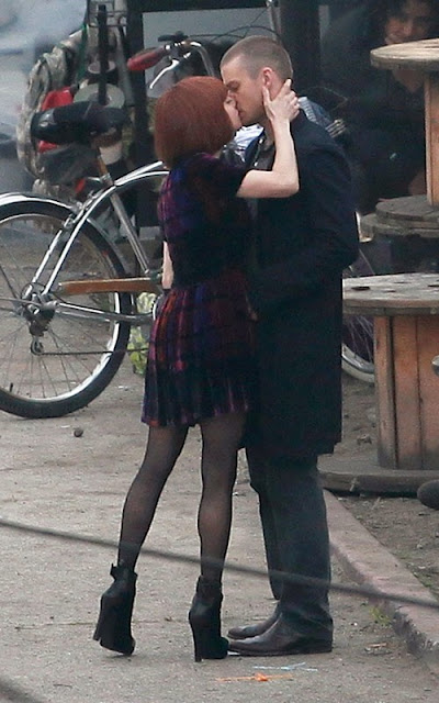 Justin Timberlake with Amanda Seyfried on the set of 