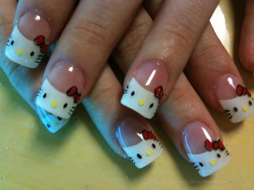 Decoración de uñas especiales "Hello Kitty"