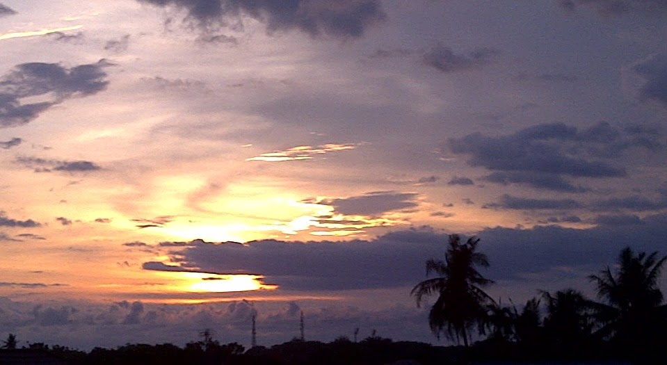 Lukisan Pemandangan  Langit Sore  Jelang Senja 1 Dunia 