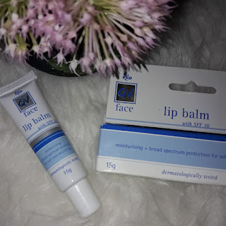 Lip balm untuk bibir kering dan sensitif