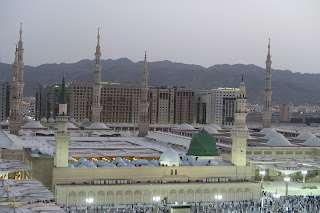 Masjid Nabawi di Madinah