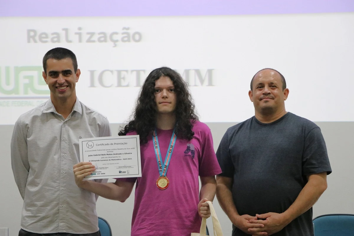 Olimpíada de Matemática premia 37 alunos em Lavras