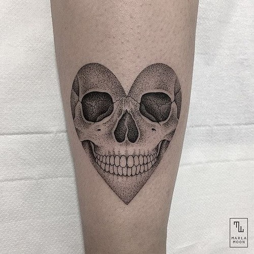 este_bonito_ouvir_em_forma_de_crnio_de_tatuagem