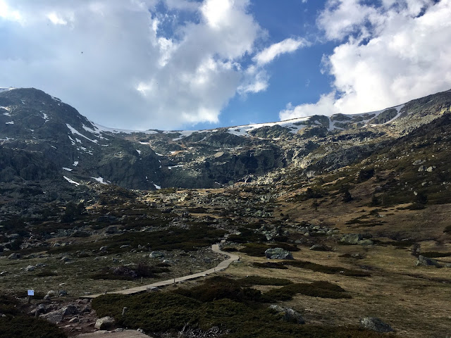 Laguna Grande de Peñalara senderismo