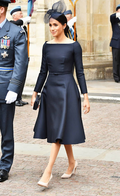 11 Dressing Hacks to Look as Flawless as Royalty