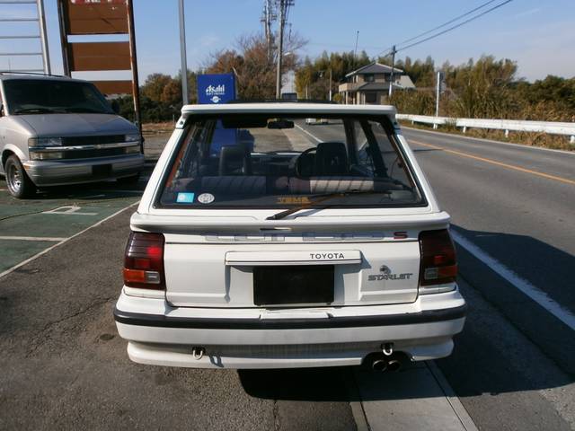  Modifikasi  mobil  toyota starlet  kotak