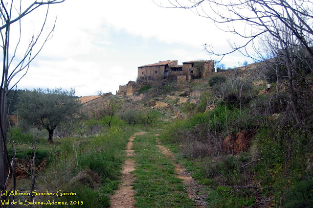 val-sabina-ademuz-camino-cementerio