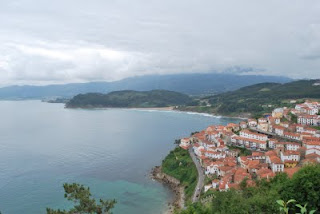 El pueblo y la playa