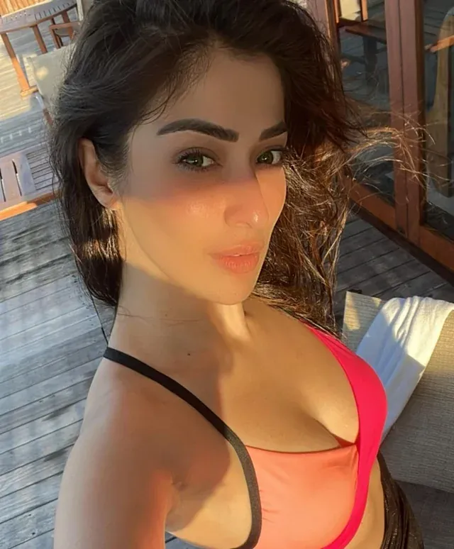 Raai Laxmi cleavage bikini selfie hot actress