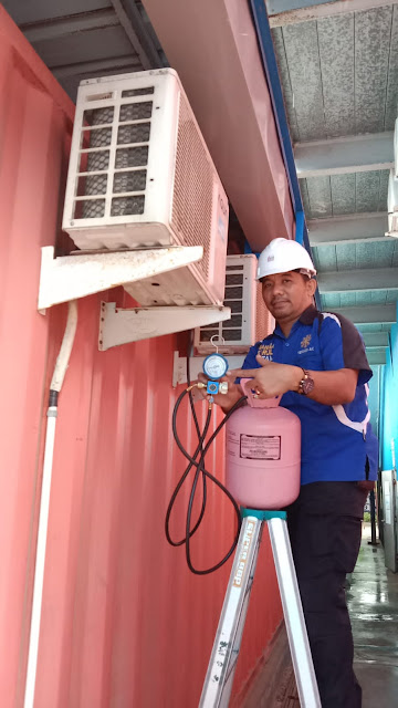 galeri CV. Manalu Taruli Batam Jasa service AC, Perawatan cuci AC, isi freon, jasa bongkar pasang AC, pengadaan AC baru, serta tukar tambah AC Batam