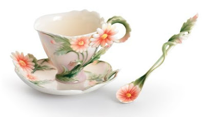 porcelain tea cups