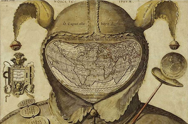 Карта мира в шапке дурака