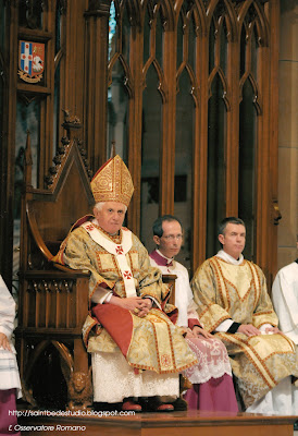 Benedict XVI vestments