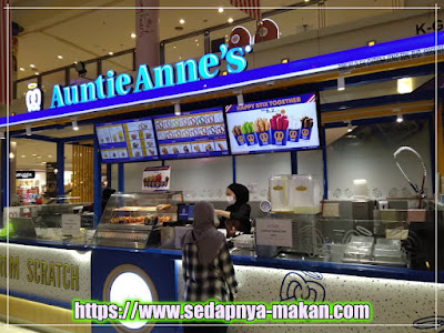 Kiosk Auntie Anne's