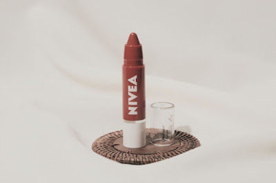 review nivea lip crayon poppy red