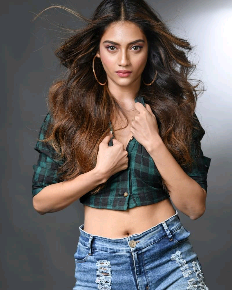 You must have never seen such hotness and sexy looks of Nusrat Jahan before,  Hottest looks of Nusrat Jahan, Nusrat Jahan sexy thighs and Butt, Nusrat Jahan hot boobs and Cleavage show, Nusrat Jahan sexy nevel, Nusrat Jahan nudes, Nusrat Jahan leaked, Nusrat Jahan sexy