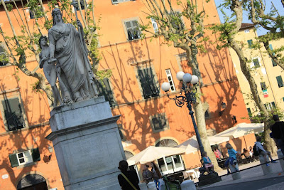 Piazza Napoleone in Lucca