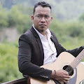 Lirik Lagu Andra Respati - Hilang Adiak Hilang Budayo