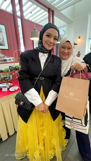 Mira Filzah Melancarkan Tudung Baru dan BurgerMira Secret Recipe