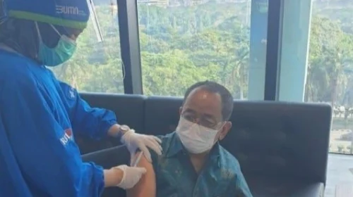 Said Didu mengumumkan bahwa dirinya telah menerima suntikan vaksin Covid-19.