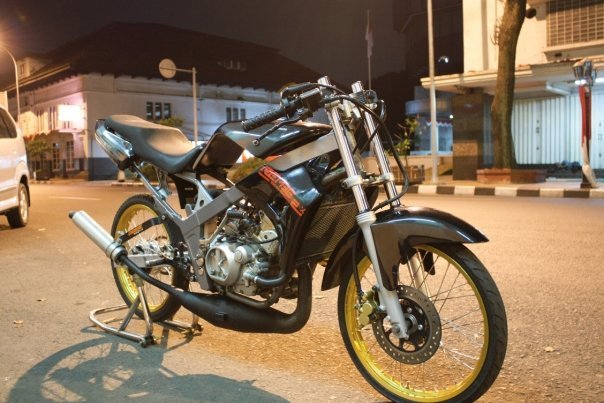 Modifikasi Kawasaki Ninja 150 R Drag Race - Gambar Modifikasi Motor Terbaru