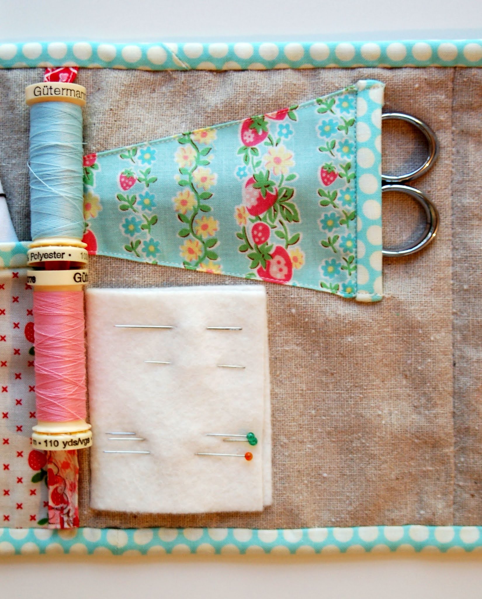 How To Make A Travel Sewing Kit