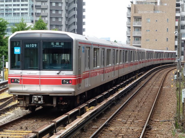 東京メトロ丸ノ内線　茗荷谷行き1　02系幕式(平日7本運行)