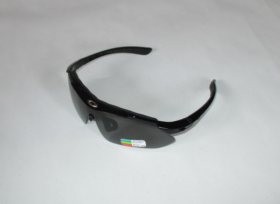  Kacamata  Oakley  Quantum 6 Lensa  Aksesoris Sepeda