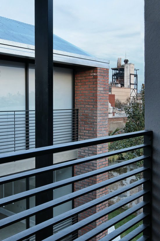 Edificio en calle Lavalle - Biagioni/Pecorari Arquitectos