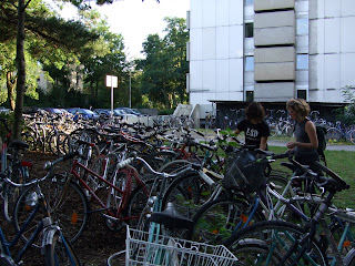 Pàrquing de bicicletes de la residència