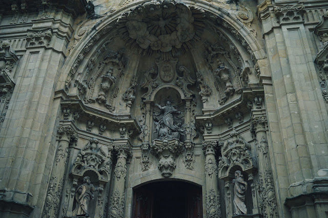  サンタ・マリア・デル・コロ教会（Iglesia de Santa Maria del Coro）