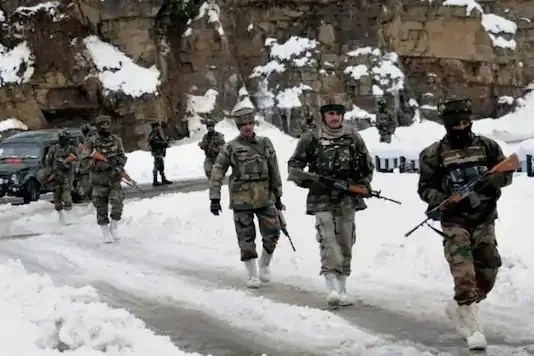 indian army soldiers walking