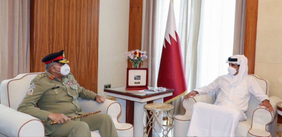 Bajwa holds security talks with Qatar leadership