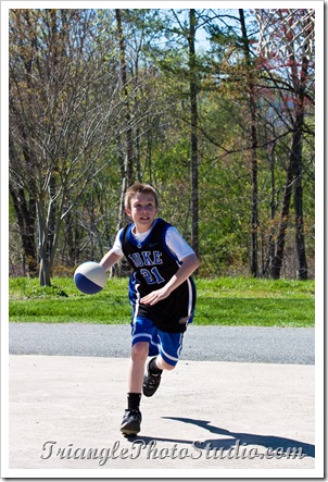 2009_April_12_EasterBBall_039-120