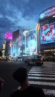 マンチェスター・シティ来日ホログラム宣伝