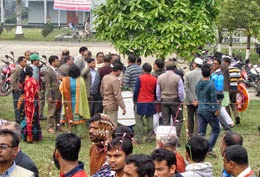 শিক্ষকদের শ্রদ্ধাঞ্জলীতে ছাত্রলীগের বাধা