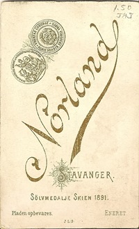 Foreign Large Family Dl Back