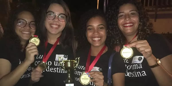 Estudantes do Recife vencem desafio mundial de tecnologia