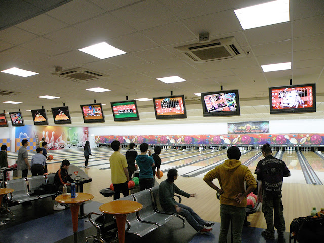 bowling alley