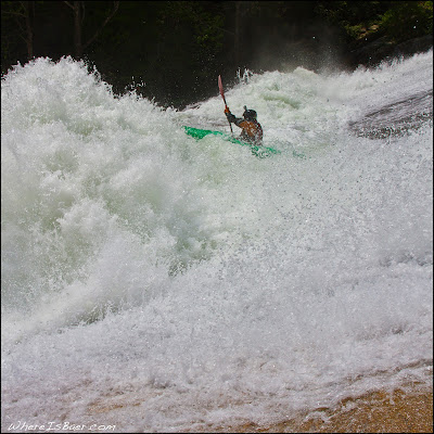 Unknown Paddler making his way Right of the Thing! GA, Georgia, Chris Baer, Oceana, Tallulah, Fest