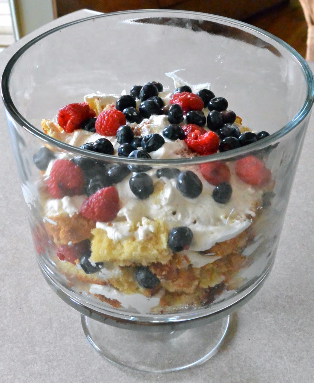 Mixin' Mom: Summer Dessert with Berries and Fresh Whipped Cream