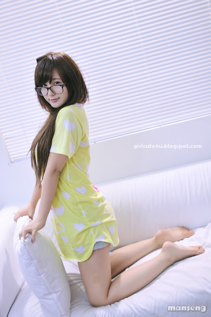 8 Ryu Ji Hye again - Cutie meet Glasses-very cute asian girl-girlcute4u.blogspot.com