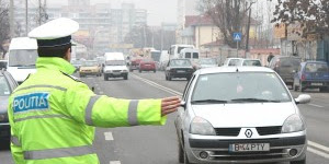 Razii în trafic ale poliţiştilor de la Rutieră