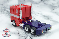 Transformers Missing Link C-01 Convoy 05